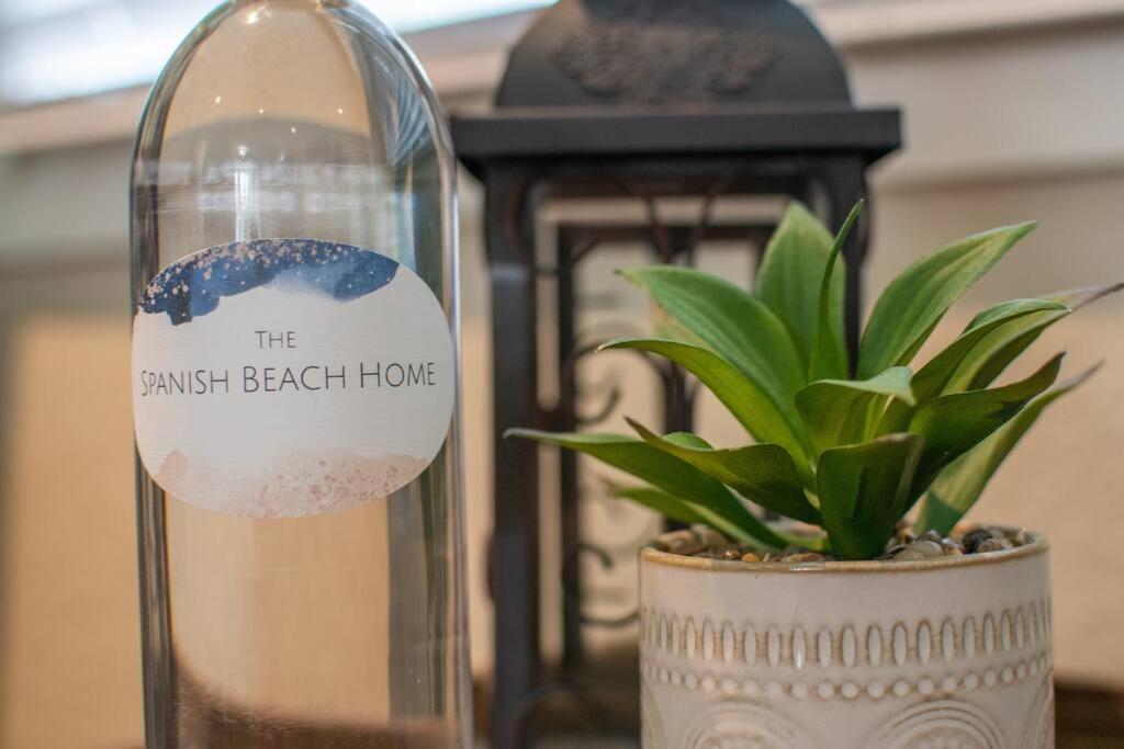 The Spanish Beach Home Only 10Mins From The Beach! Largo Zewnętrze zdjęcie
